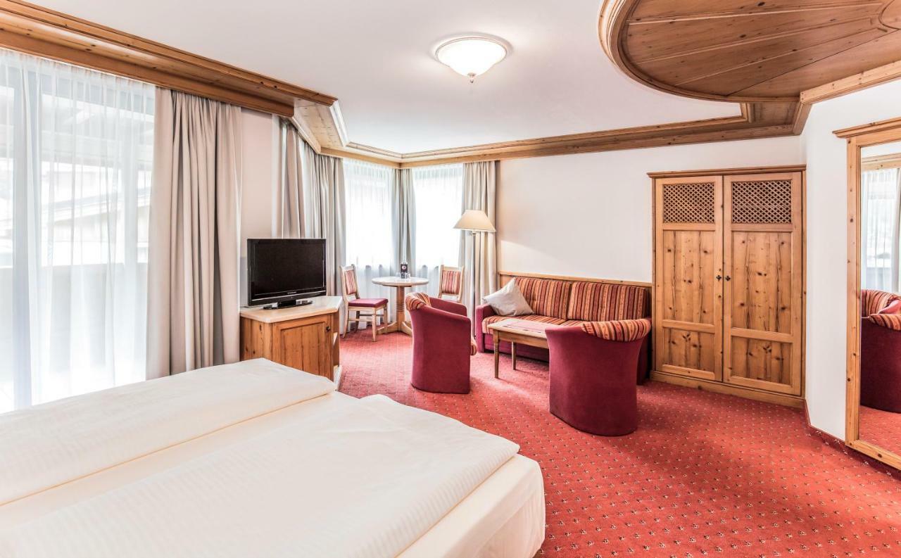 Hotel Elisabeth, 4 Sterne Superior Кірхберг Екстер'єр фото